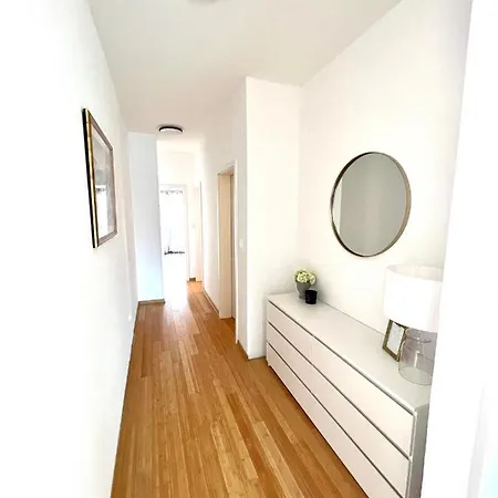 Magnolia Deluxe Zadar-with Free Parking, Garden And Terrace Апартаменты *