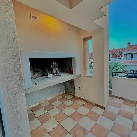 Magnolia Deluxe Zadar-with Free Parking, Garden And Terrace * Задар