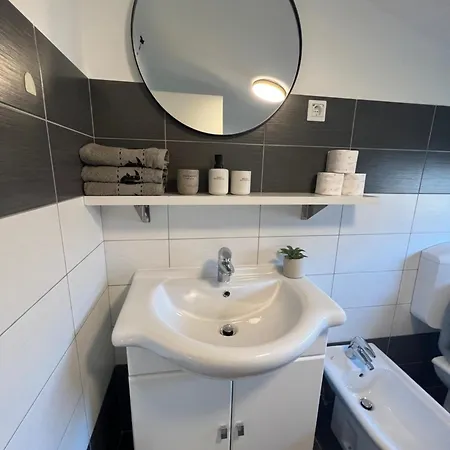 Magnolia Deluxe Zadar-with Free Parking, Garden And Terrace * Задар
