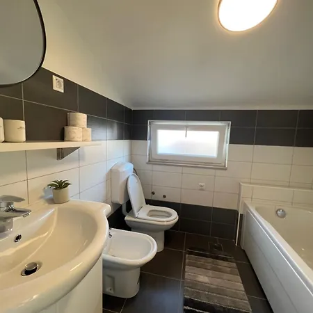 Magnolia Deluxe Zadar-with Free Parking, Garden And Terrace Апартаменты Задар